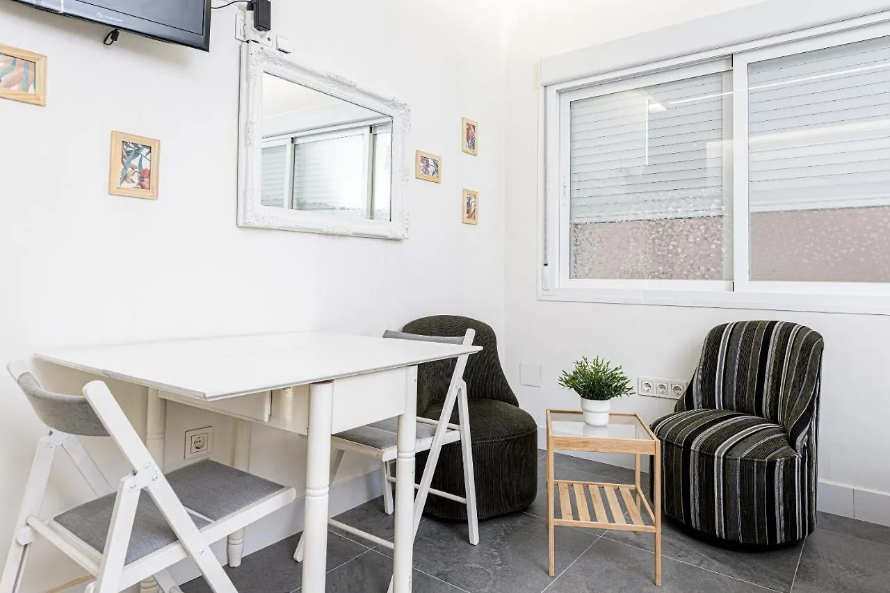 Fabuloso Calle Alamos Suites Estudio Malaga 0*,  Spain