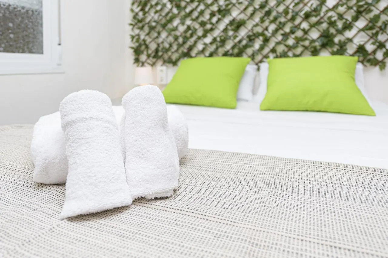 Fabuloso Calle Alamos Suites Estudio Malaga 0*,  Spain