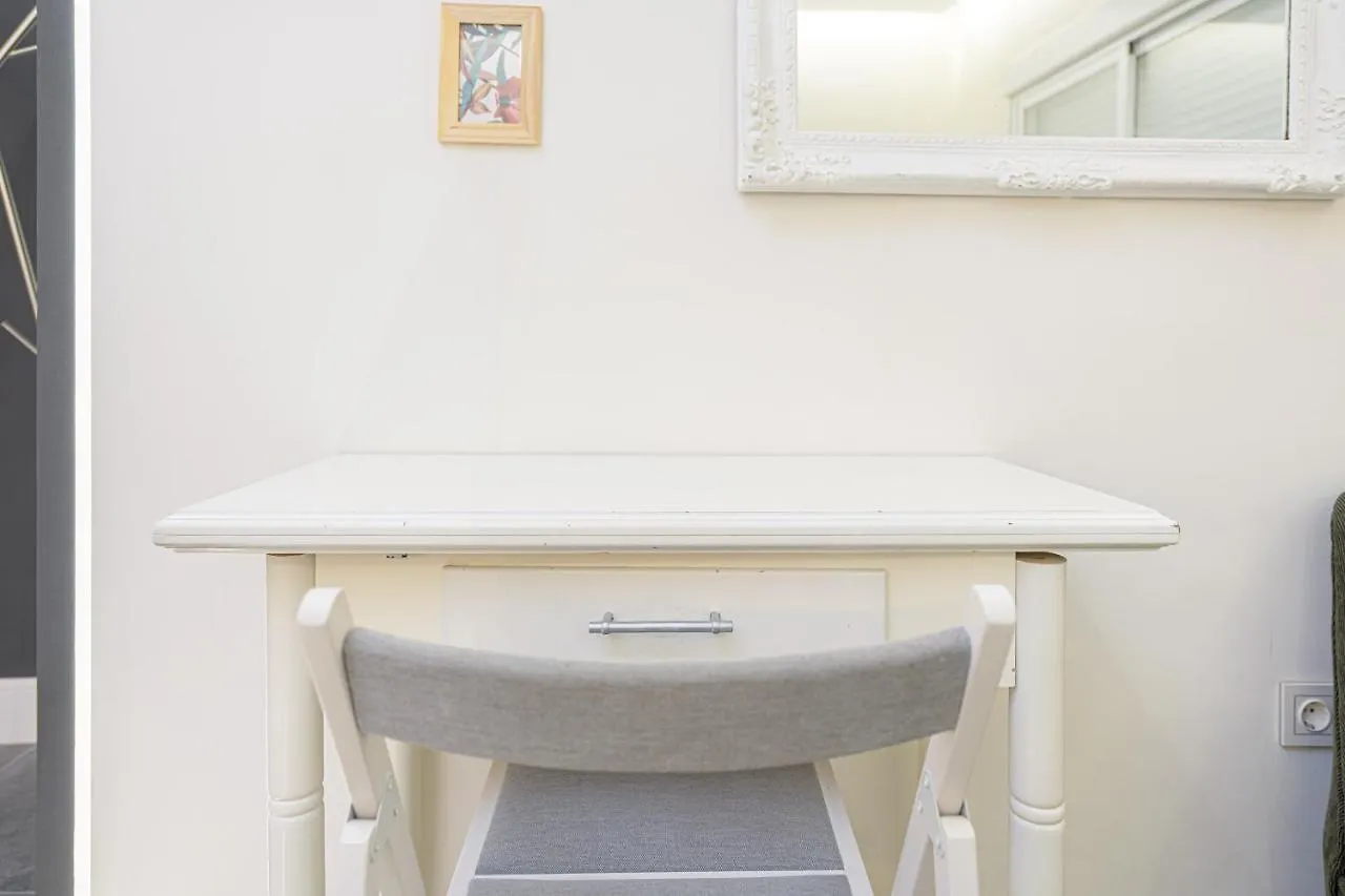 Fabuloso Calle Alamos Suites Estudio Málaga Apartman